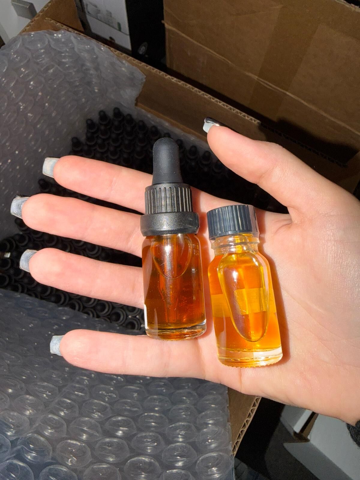 Kratom tincture and extract shots